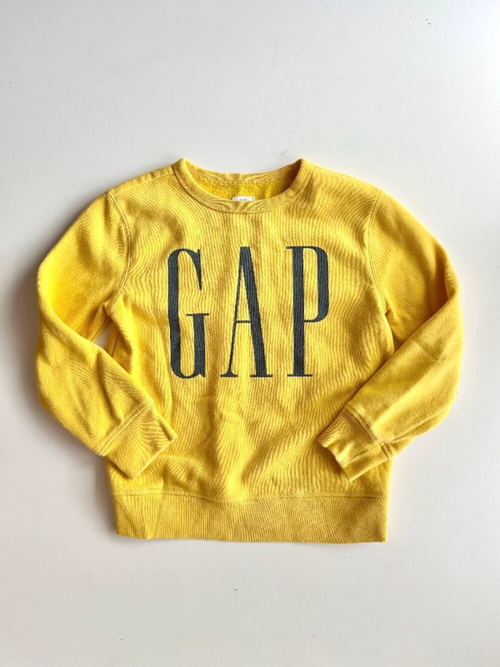 Boys' GAP Pale Gold Yellow Vintage Logo Cotton Fleece Sweatshirt, Size M (8-9)